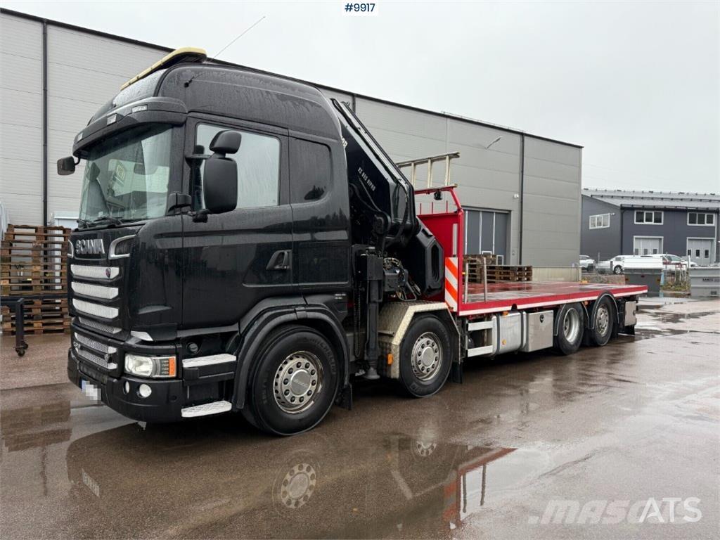 Scania R520 Tovornjaki z žerjavom