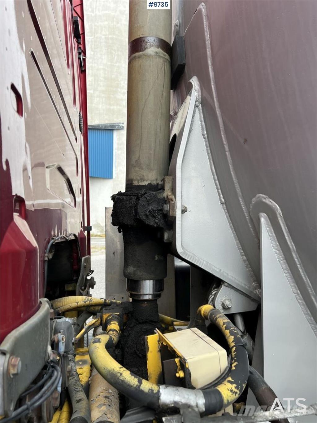 Scania R730 Tovornjaki cisterne