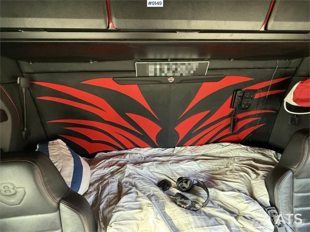 Scania S650B Tovornjaki zabojniki