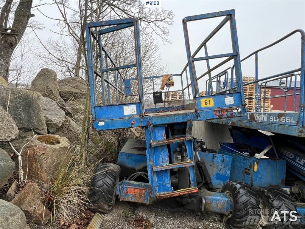 UpRight SL26 Druga dvigala in dvižne ploščadi
