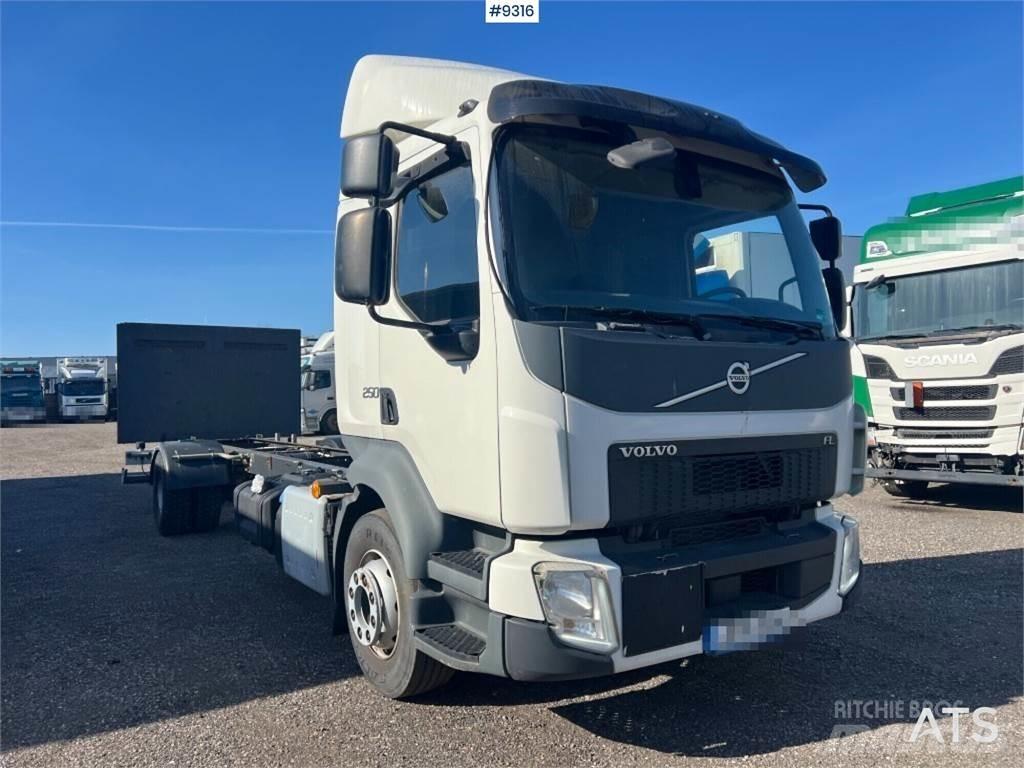 Volvo FL250 Tovornjaki-šasije