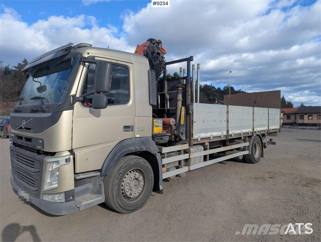 Volvo FM Tovornjaki z žerjavom