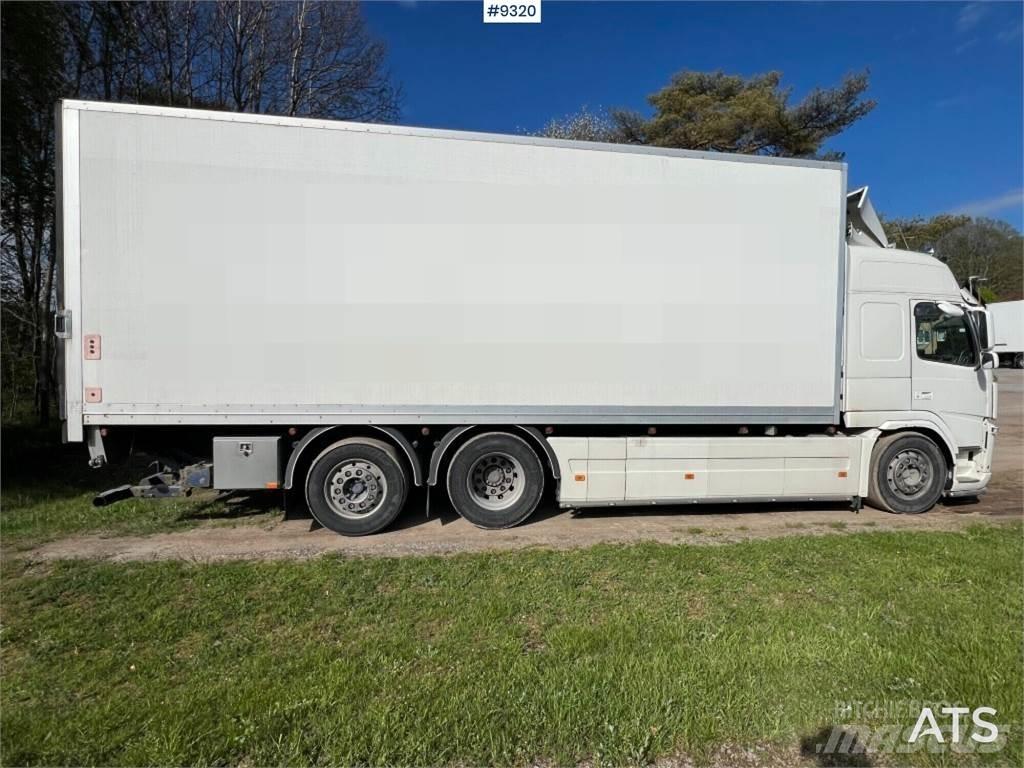 Volvo FM 6x2 Tovornjaki zabojniki