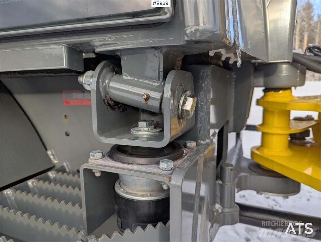 Wacker Neuson WL52 Kolesni Buldožerji