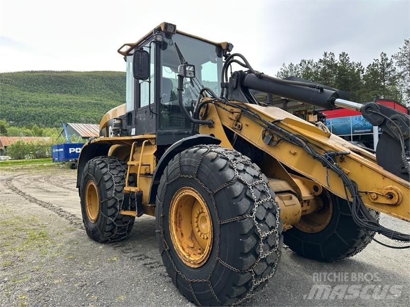 CAT 930 G Kolesni nakladalci