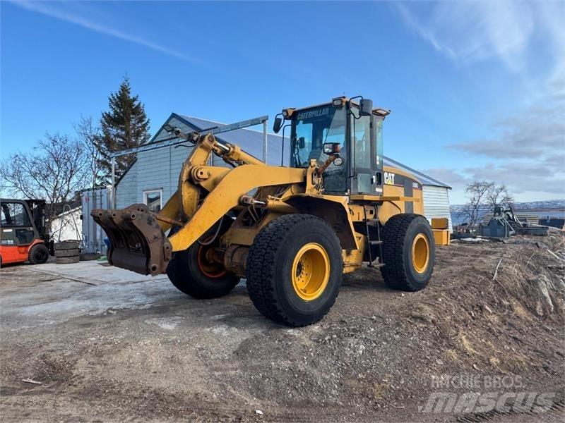 CAT 938G Kolesni nakladalci