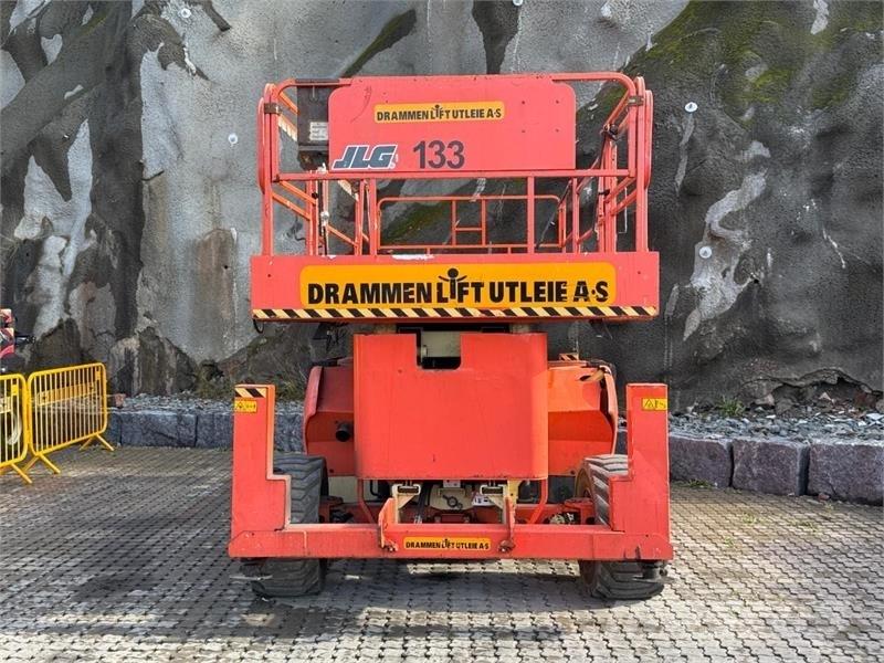 JLG 4394RT Škarjaste dvižne ploščadi