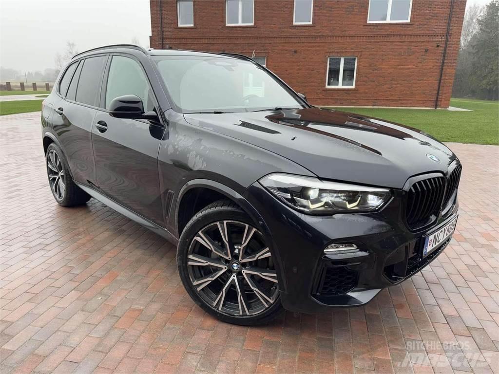 BMW  Avtomobili