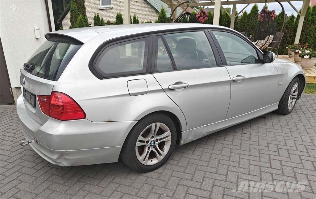 BMW  Avtomobili