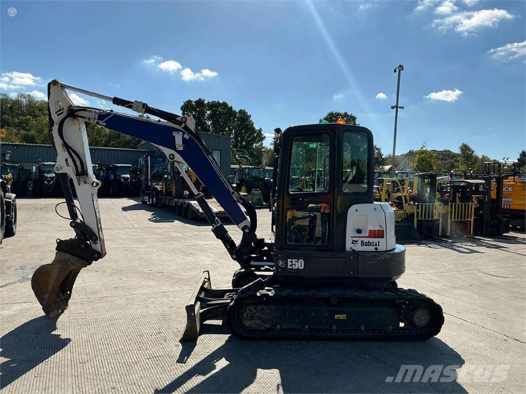 Bobcat E50 Bagri goseničarji
