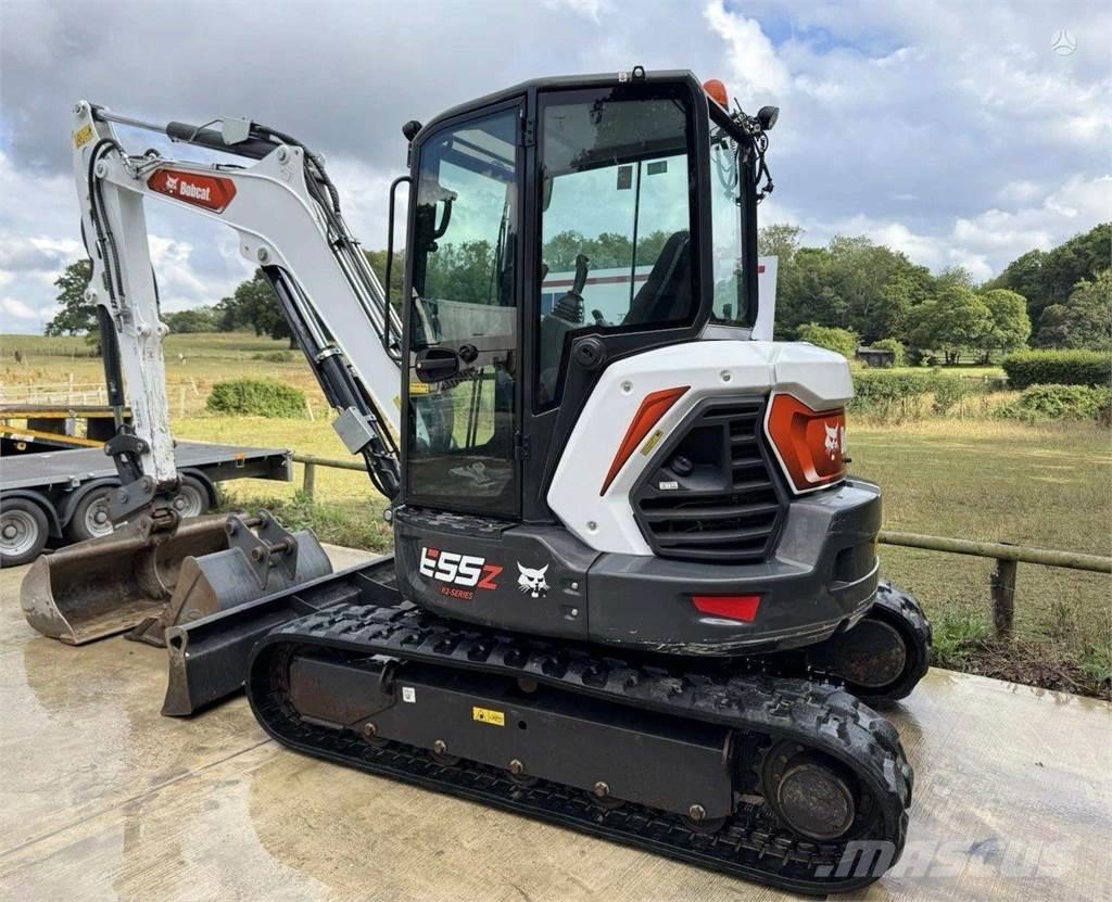 Bobcat E55 Bagri goseničarji