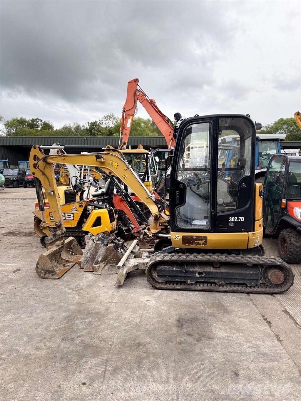 CAT 302.7 DCR Mini bagri <7t