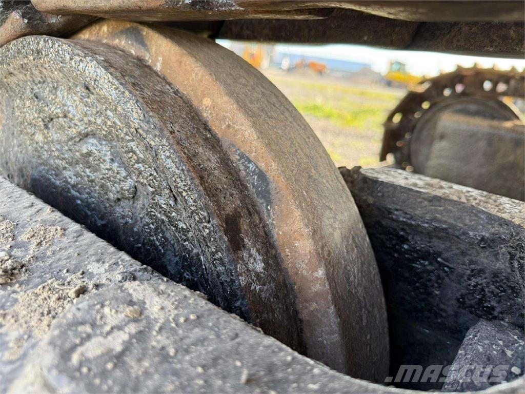 CAT 323 D Bagri goseničarji