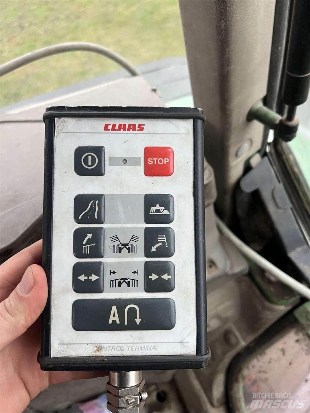 CLAAS Liner 3000 Obračalniki in zgrabljalniki