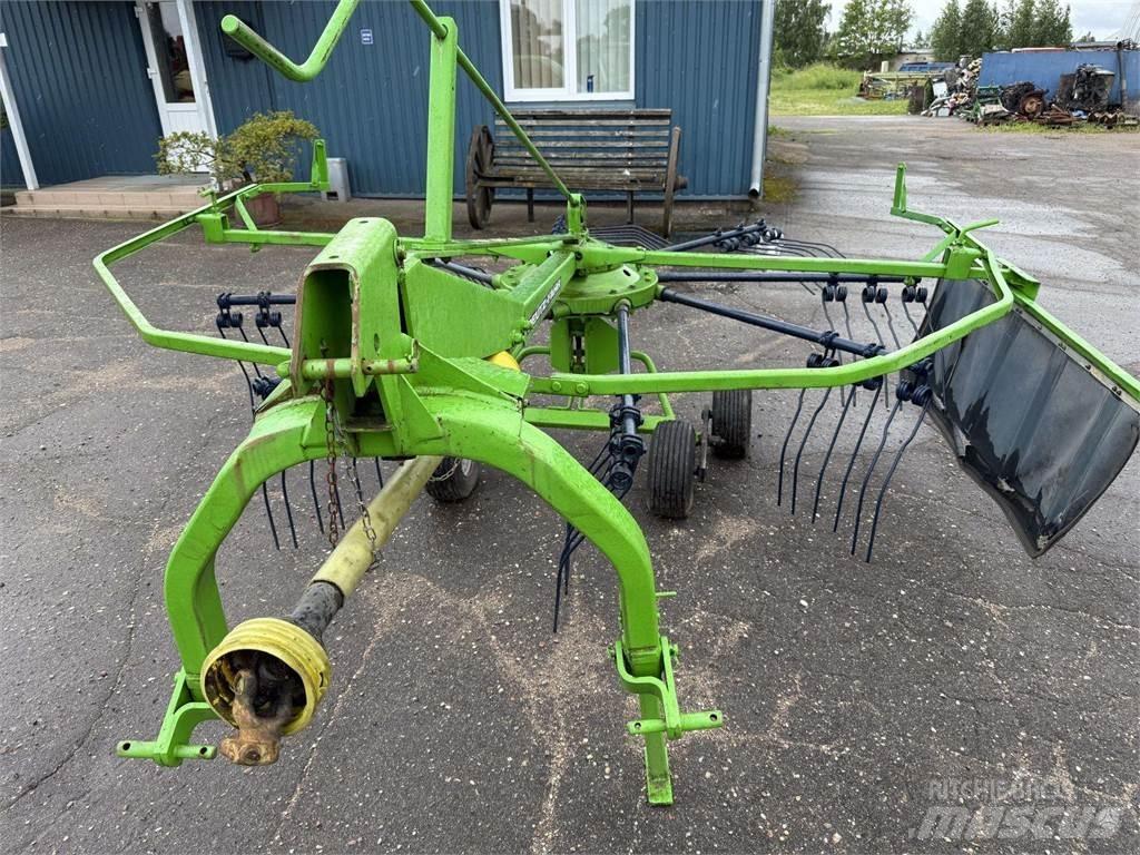 Deutz-Fahr 300 Mešalne hranilnice