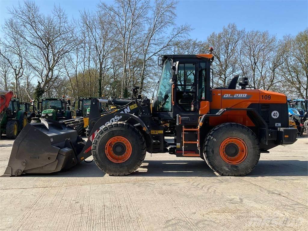 Doosan DL280 Kolesni nakladalci