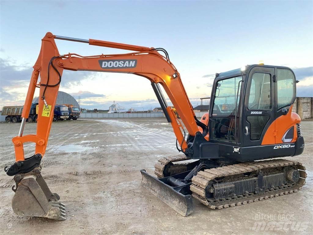 Doosan DX 60 C Mini bagri <7t