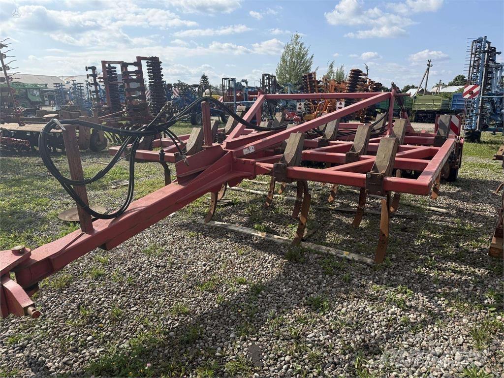 Horsch Tiger 4AS Travniške brane