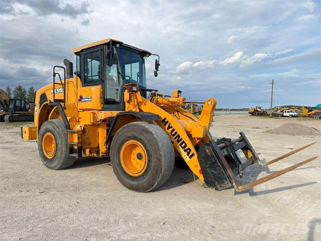 Hyundai HL 955 Kolesni nakladalci