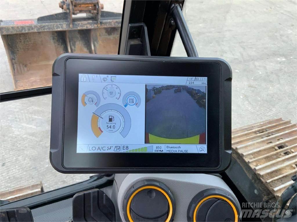 JCB 131X LC Bagri goseničarji