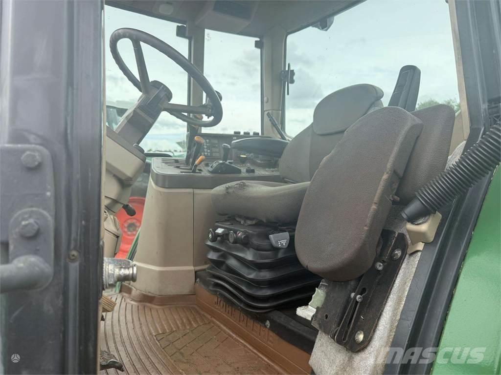 John Deere 6210 Traktorji