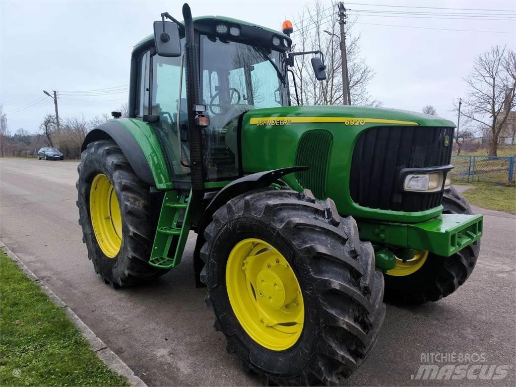 John Deere 6920 Traktorji