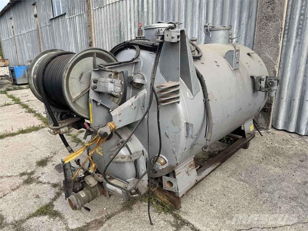  -Kita- Cisterna Komunalna vozila