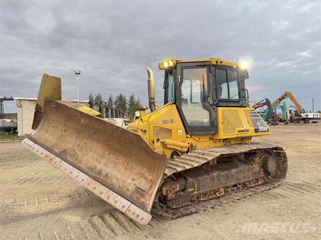 Komatsu D51PX-22 Buldožerji goseničarji