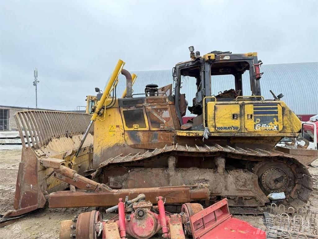 Komatsu D65WX-18 Buldožerji goseničarji