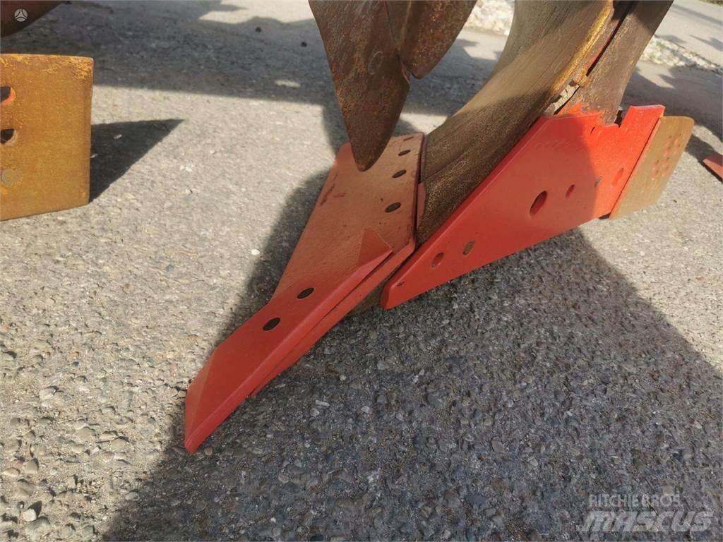 Kverneland F160 Navadni plugi