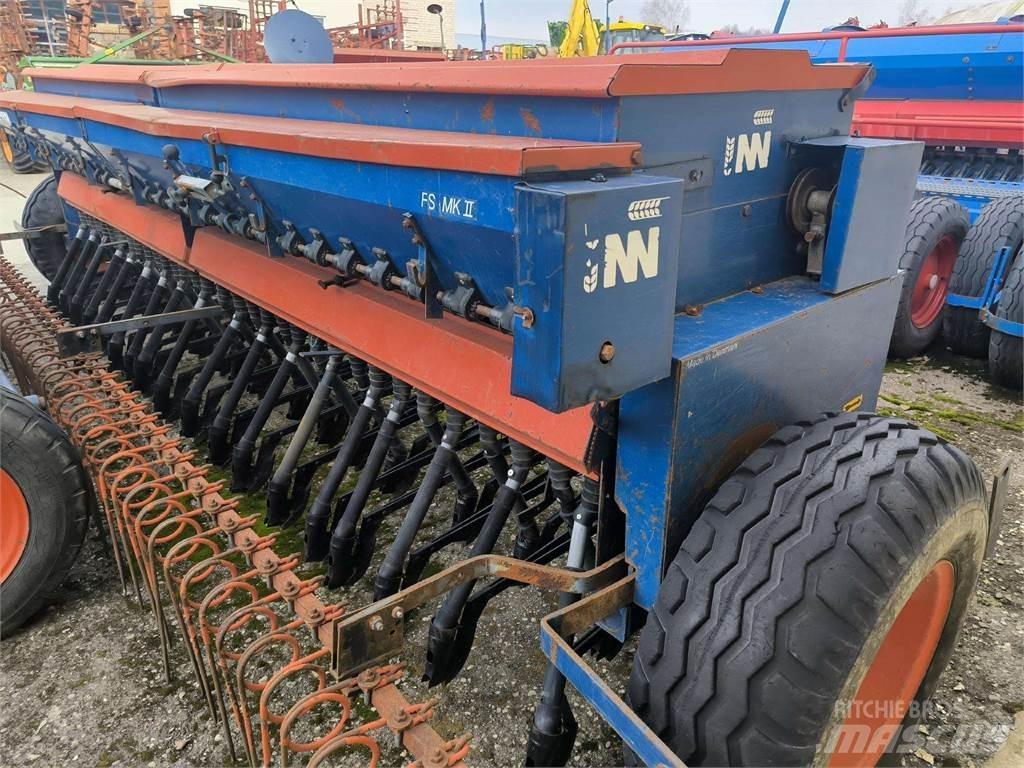 Nordsten CLF 400 Sejalnice