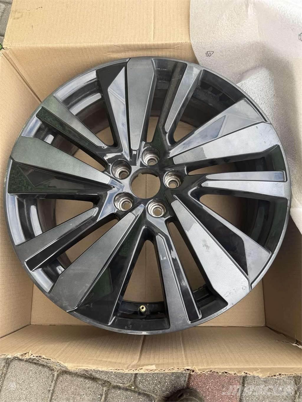 Peugeot 3008 Gume, kolesa in platišča