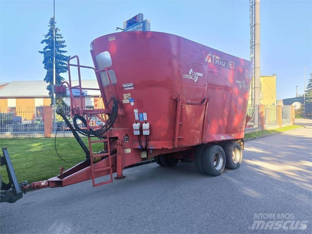 Trioliet sm2-24 Mešalne hranilnice