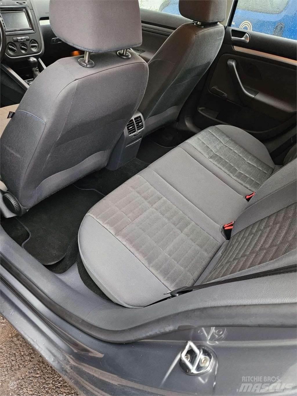 Volkswagen  Avtomobili