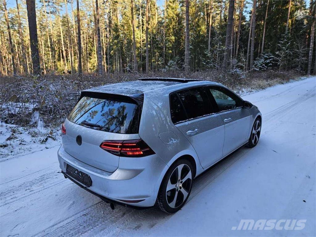 Volkswagen  Avtomobili