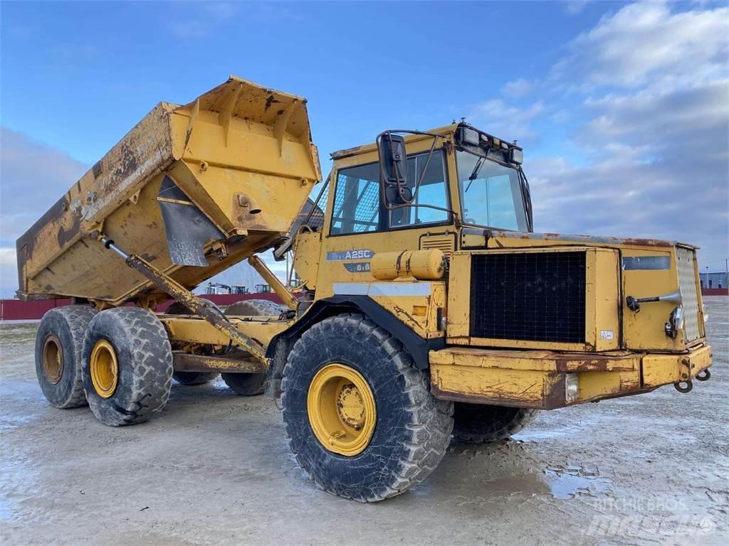 Volvo A25C , Nr.4 Zglobni demperji