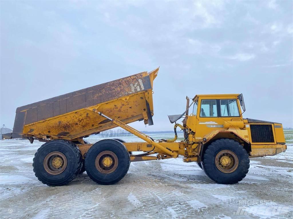 Volvo A25C , Nr. 5 Zglobni demperji