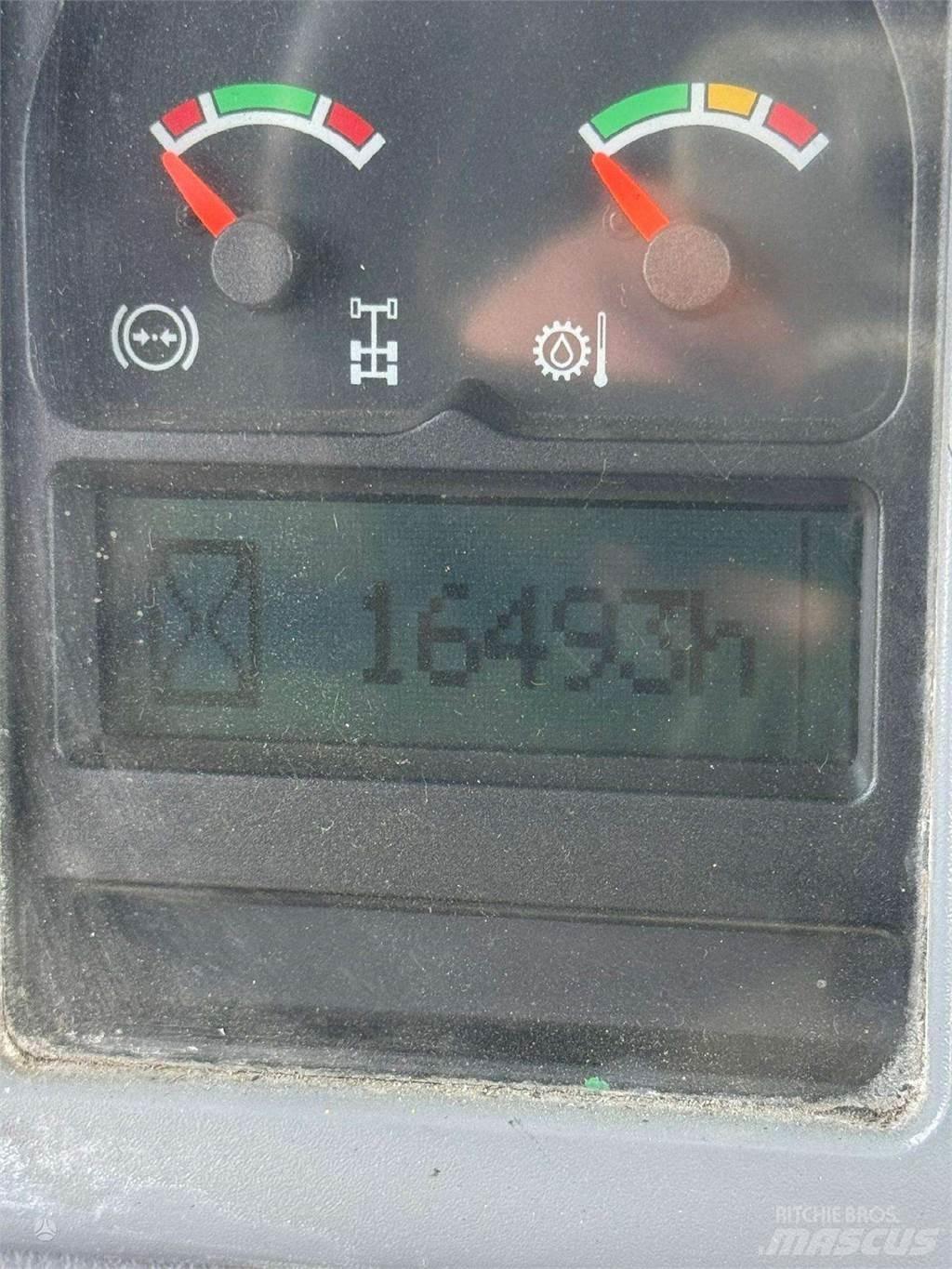 Volvo A25D Zglobni demperji