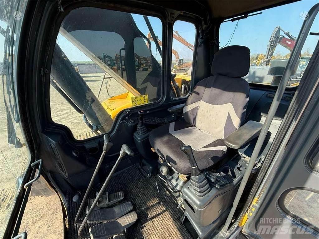 Volvo EC 240 LC Bagri goseničarji