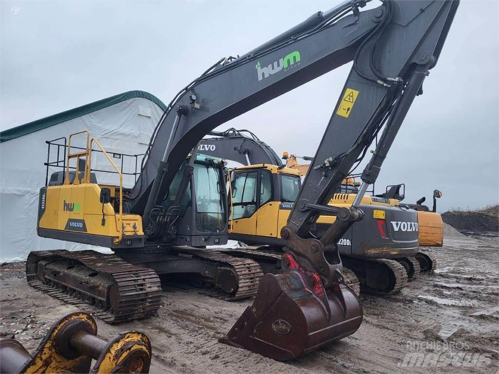 Volvo EC220E Bagri goseničarji