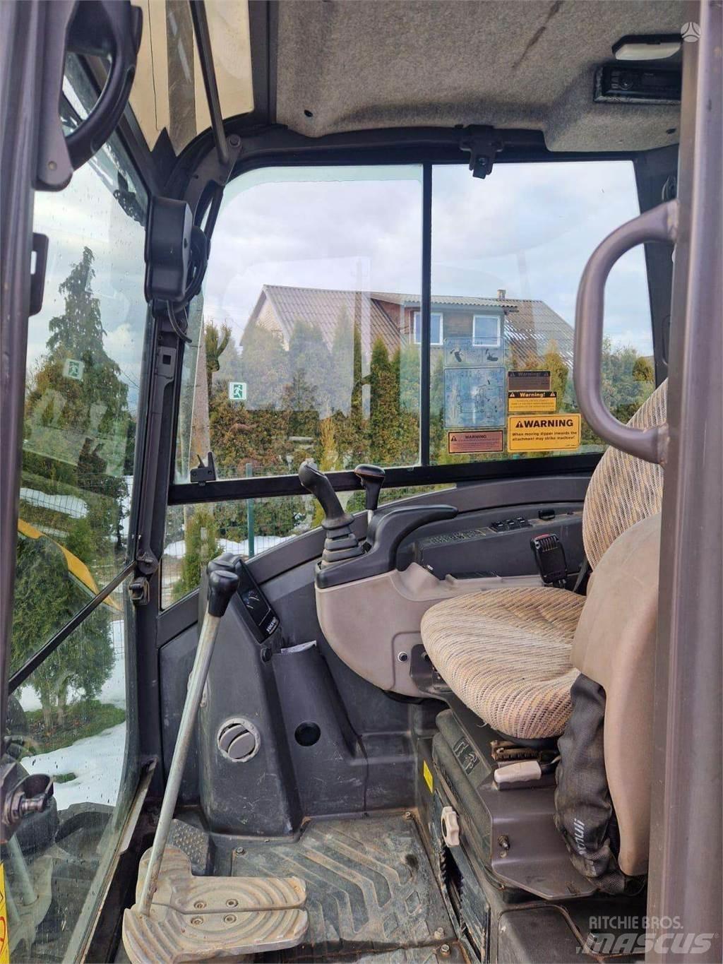Volvo ECR50 Bagri goseničarji