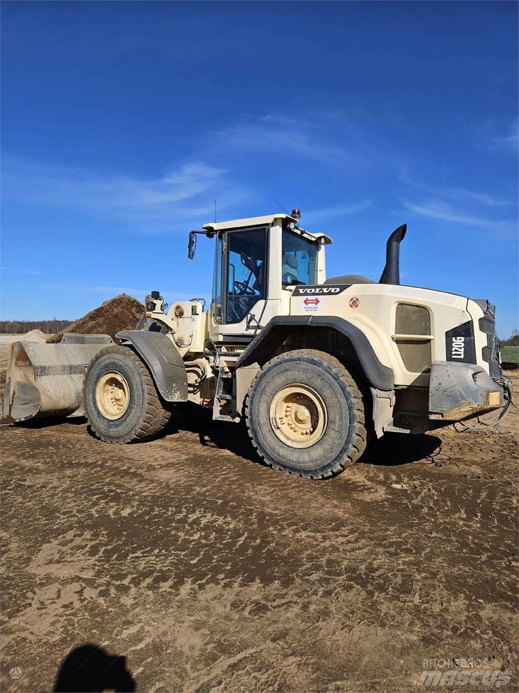 Volvo L120G Kolesni nakladalci