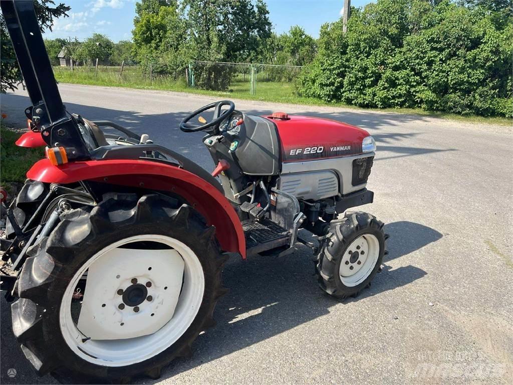 Yanmar EF 220 Traktorji