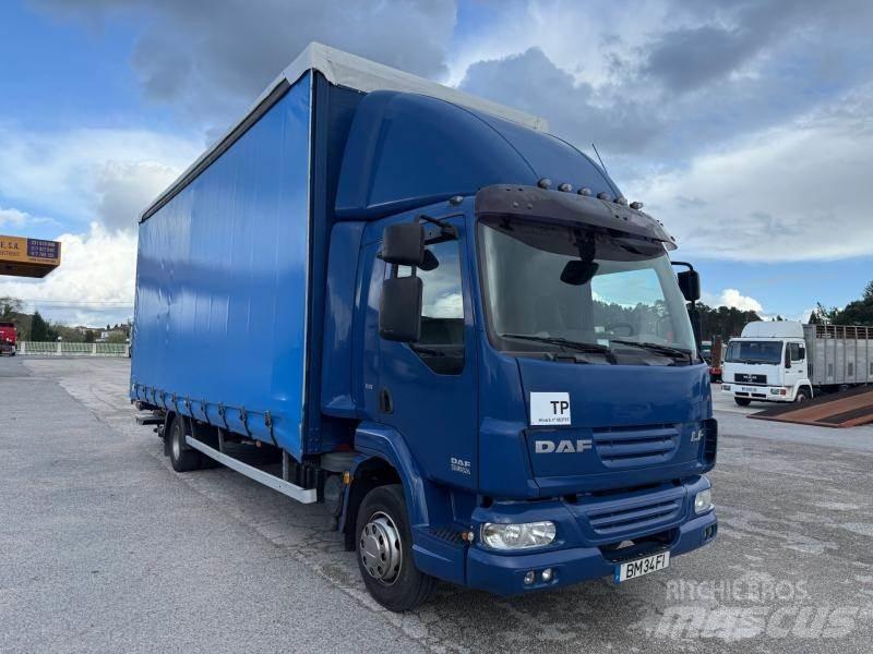 DAF LF Tovornjaki s ponjavo