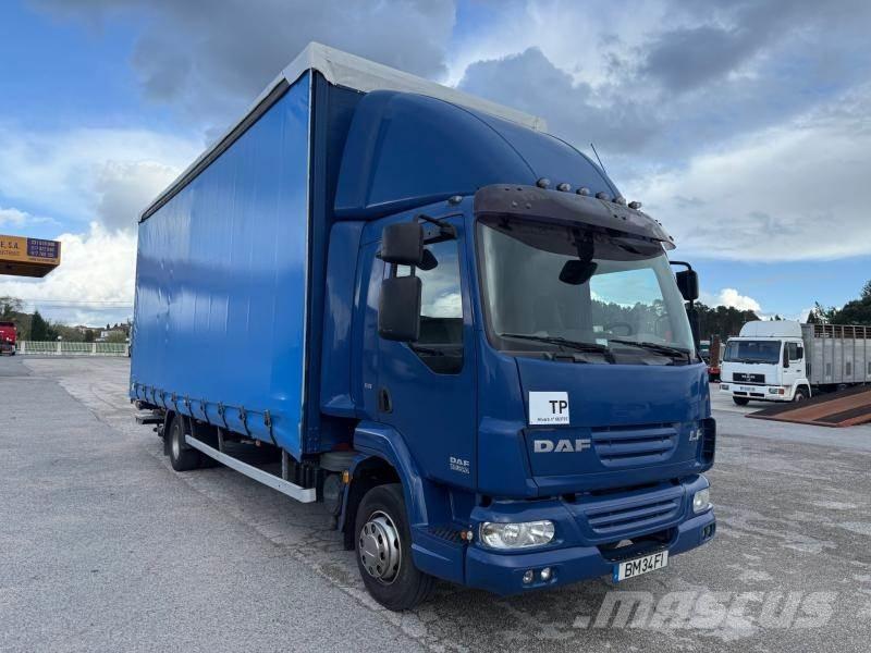DAF LF45 220 Tovornjaki s ponjavo