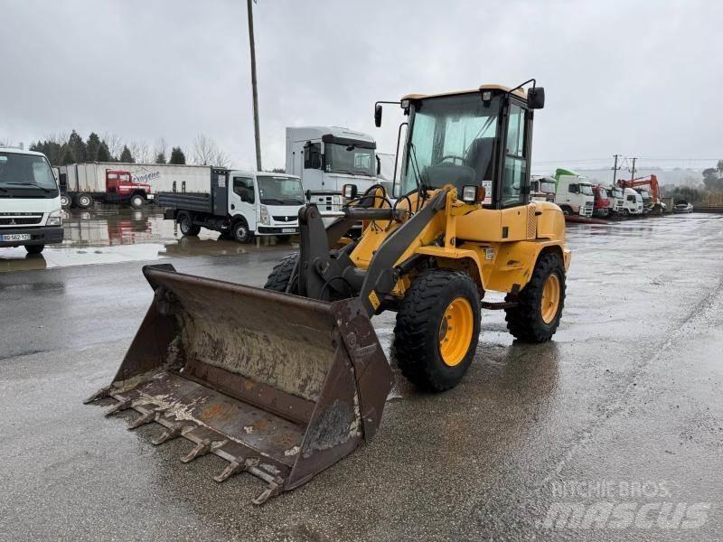 Volvo L 30 Mini nakladalci