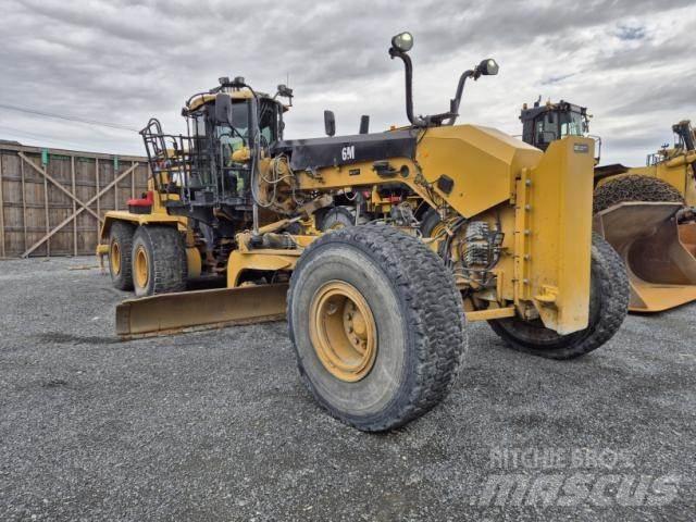 CAT 16M Grederji