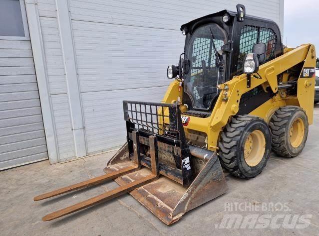CAT 226D Skid steer mini nakladalci