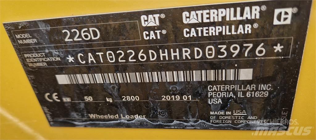 CAT 226D Skid steer mini nakladalci