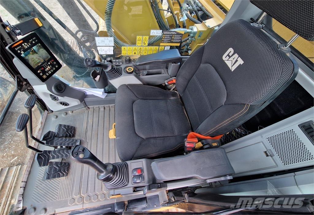 CAT 320 Bagri goseničarji